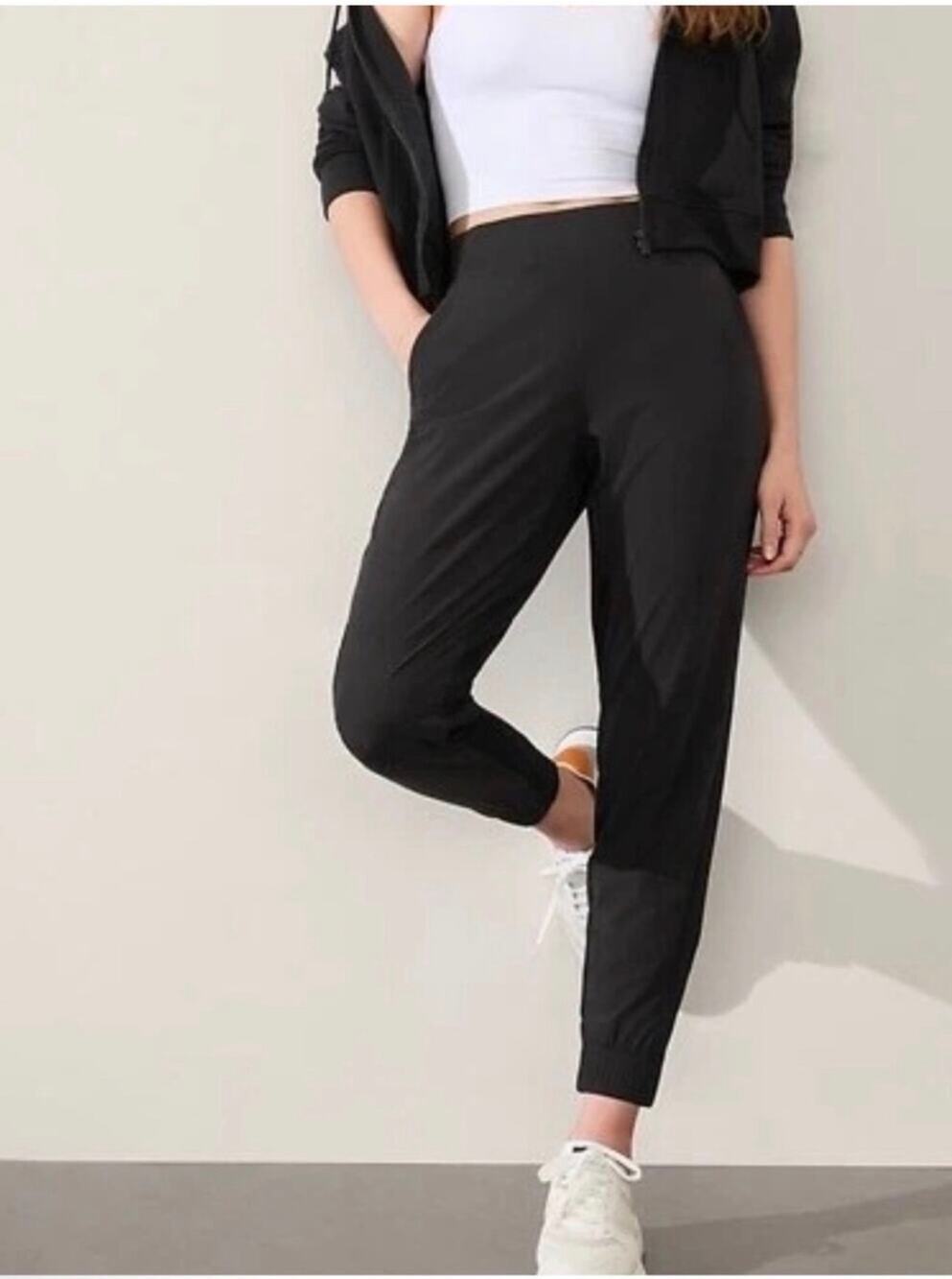 Athleta Pants Womens 6 Black Brooklyn Legacy Jogger Mid Rise Casual Travel City